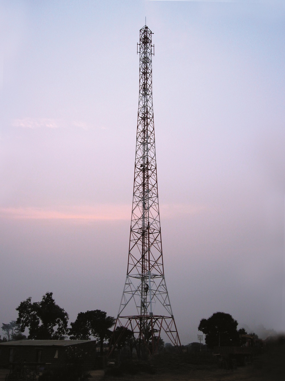 1560331856296423.jpg 安哥拉電信集團通訊基站工程.jpg